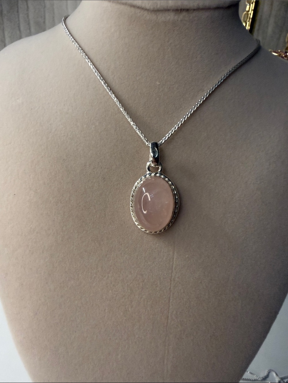 Sterling Silver Rose Quartz Oval Pendant Necklace 16”